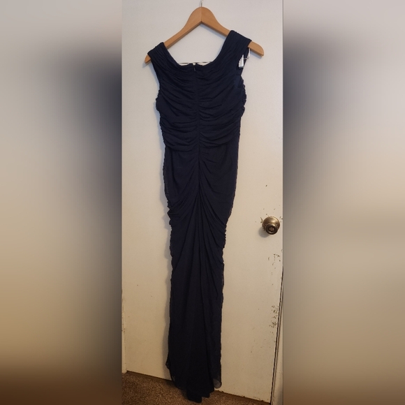 Tadashi Shoji Elegant Navy Gown - Picture 5 of 5